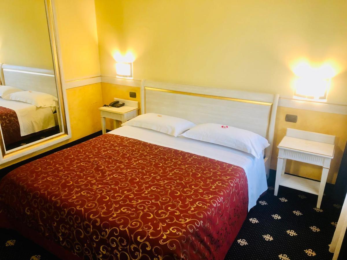 Motel Malpensa Inn & Hotel-Airport Case Nuove  Eksteriør bilde