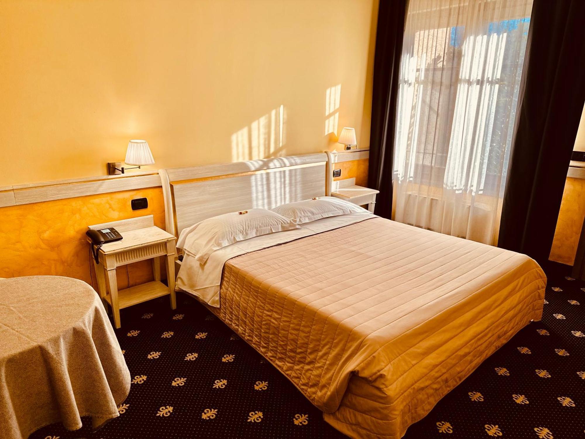 Motel Malpensa Inn & Hotel-Airport Case Nuove  Eksteriør bilde