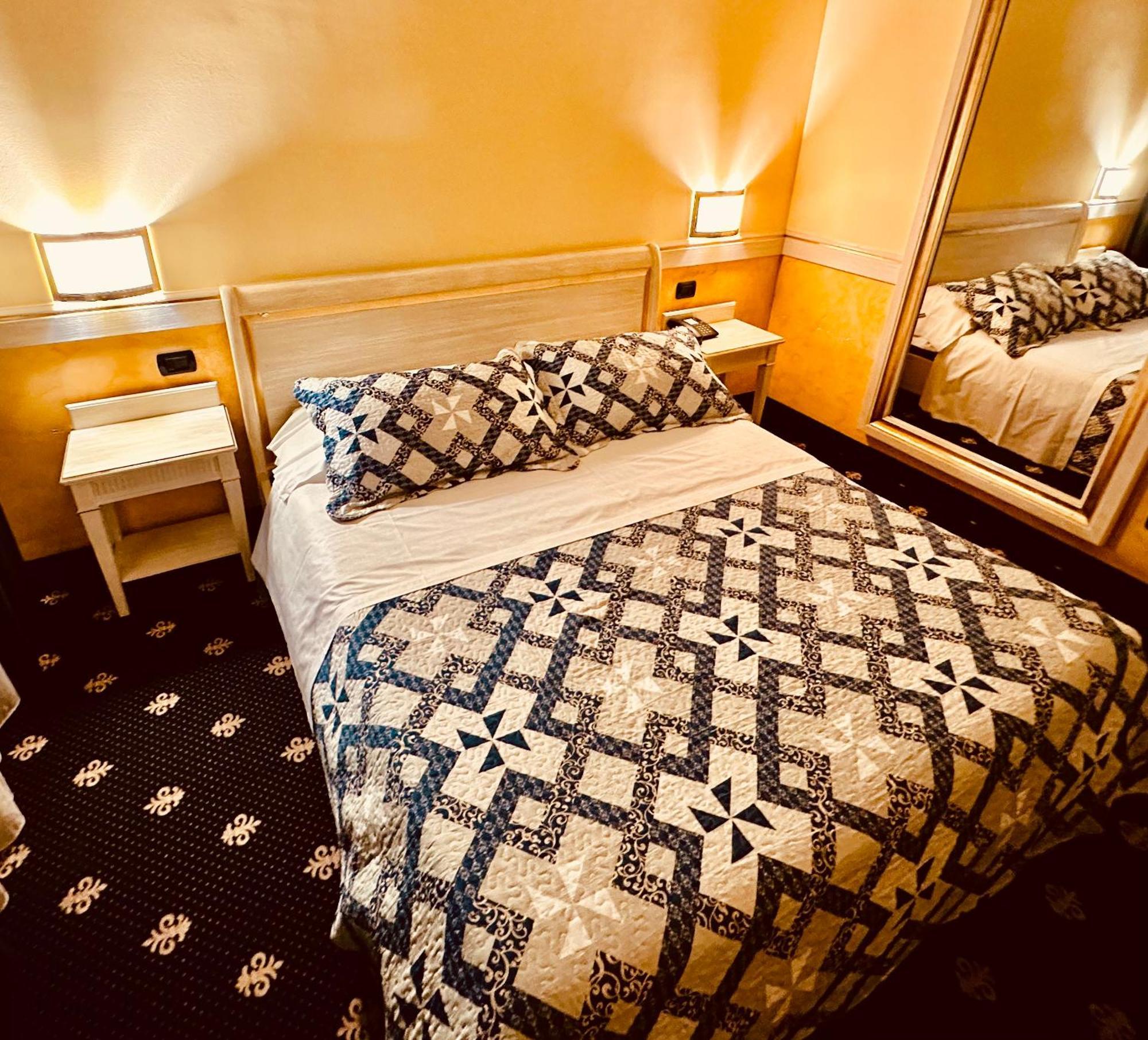 Motel Malpensa Inn & Hotel-Airport Case Nuove  Eksteriør bilde