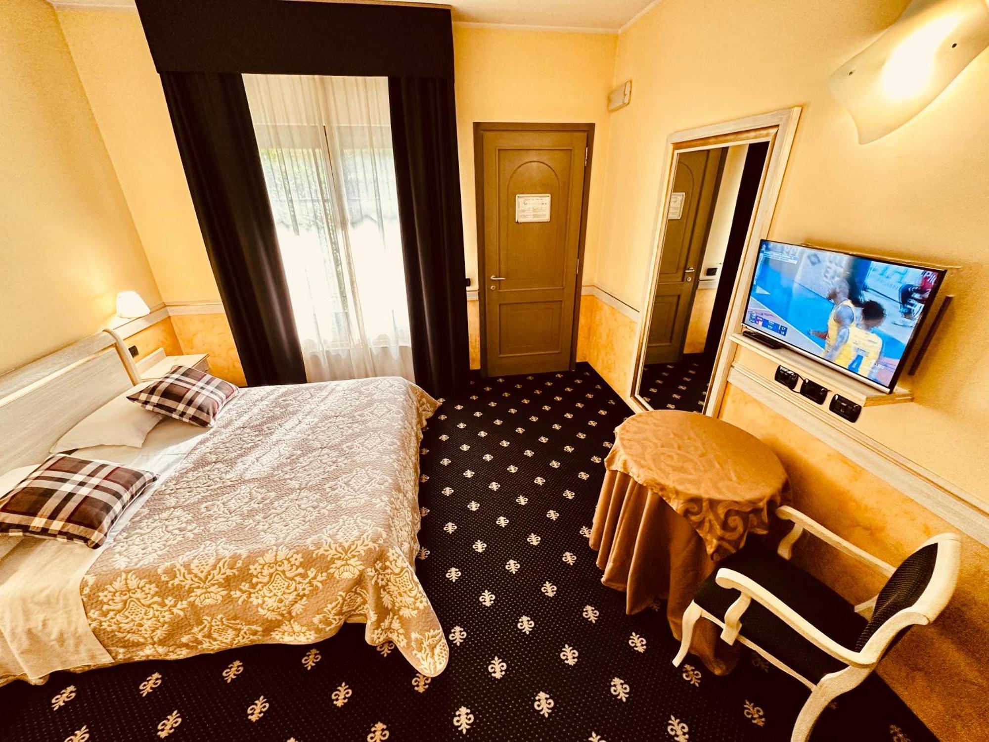 Motel Malpensa Inn & Hotel-Airport Case Nuove  Eksteriør bilde