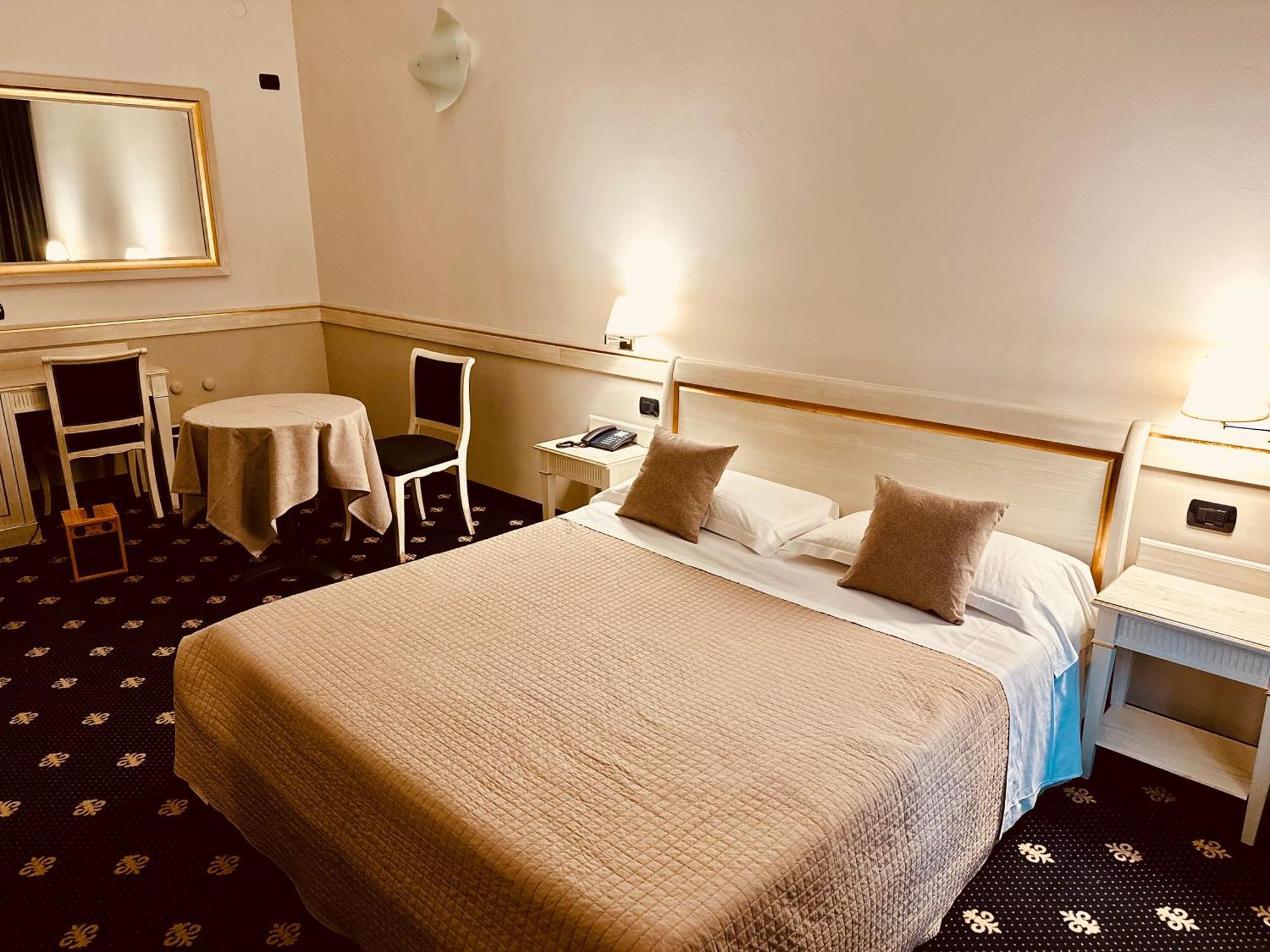 Motel Malpensa Inn & Hotel-Airport Case Nuove  Eksteriør bilde