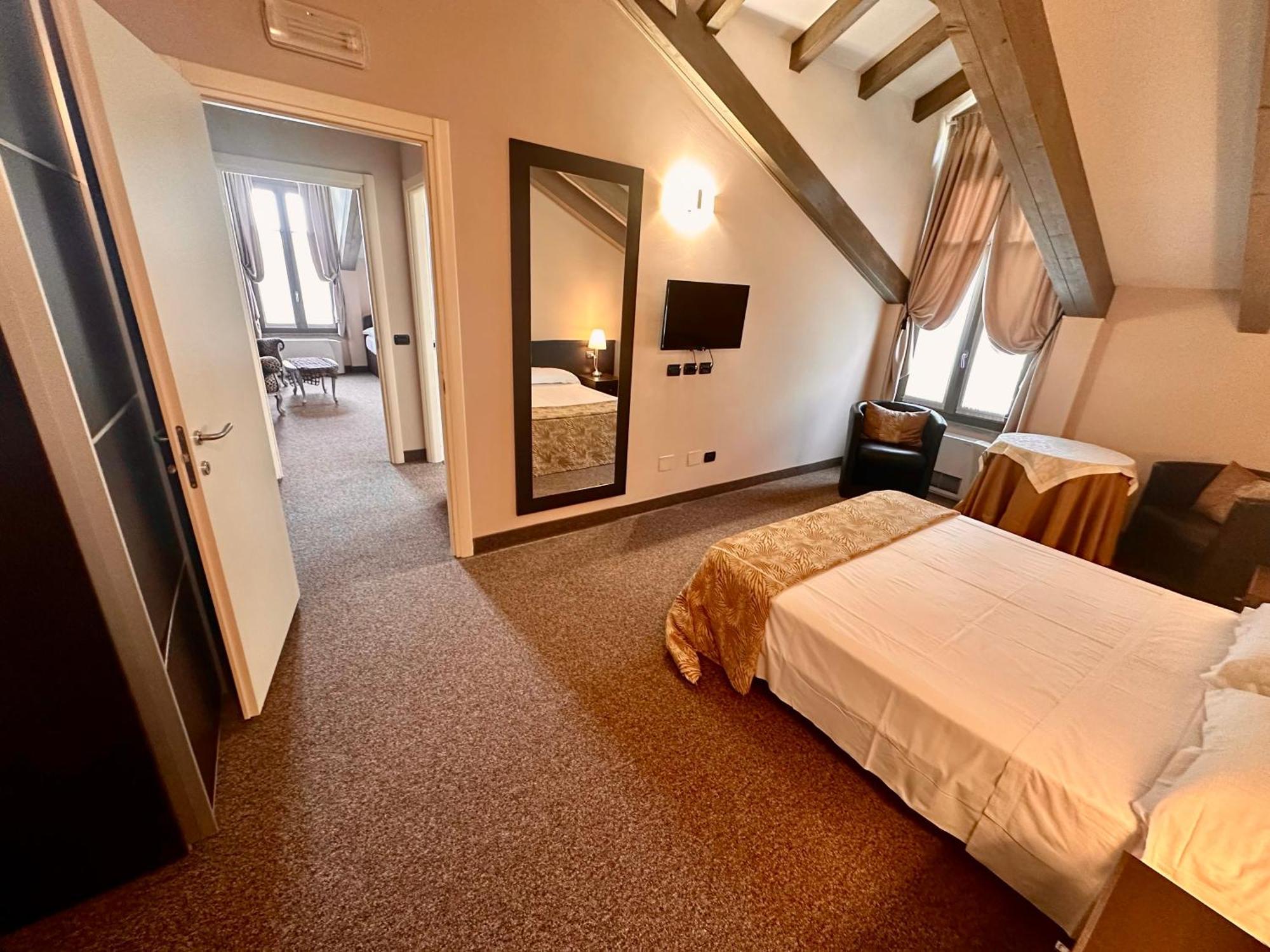 Motel Malpensa Inn & Hotel-Airport Case Nuove  Eksteriør bilde